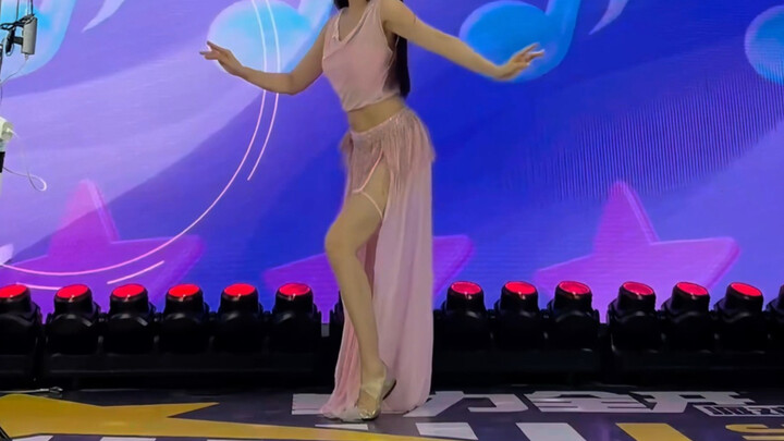 Rabbit dancing belly dance at the BW venue? Another day of being a social butterfly.