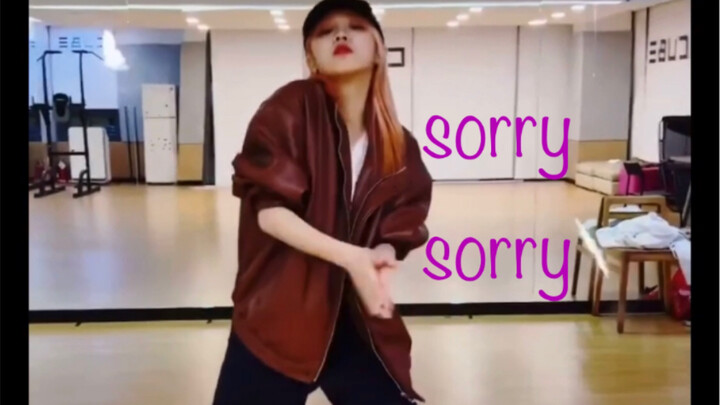 Yujqi is OP today, so handsome I'm drooling (◐‿◑) Did Shuhua scare Yujqi away?
