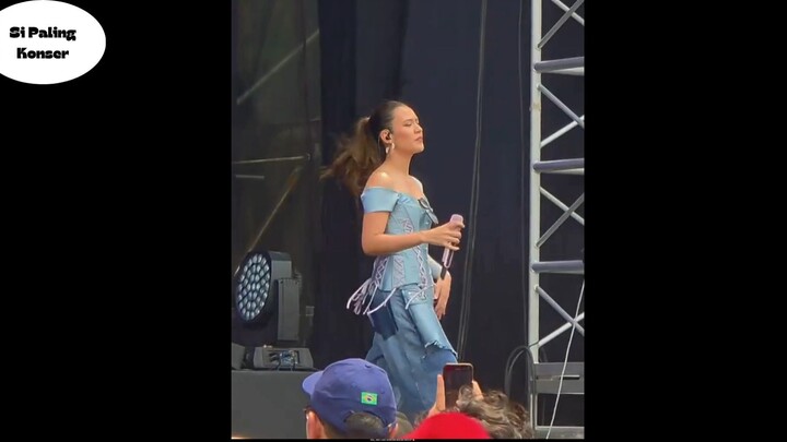 Serba Salah - Raisa. Live at Pestapora 2025. #raisa #pestapora #pestapora2025 #konserjakarta #konser