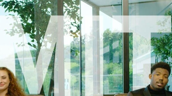 【Yang Baru】Mr. and Mrs. Smith