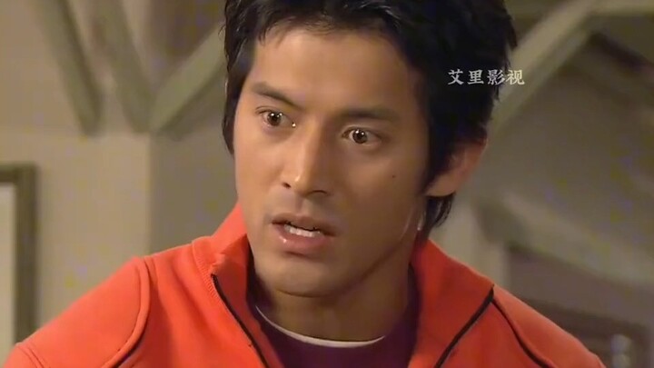 I’ve watched this so many times, but I still crack up every single time—especially when the female l