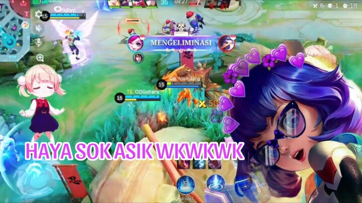 KETEMU HAYA JADIIN MOLINA HEHEHE