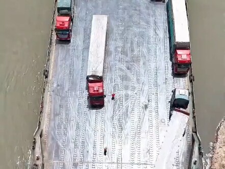 ดูการขับขี่ของนักขับมือเก๋านี่ช่างน่าชมจริงๆ!