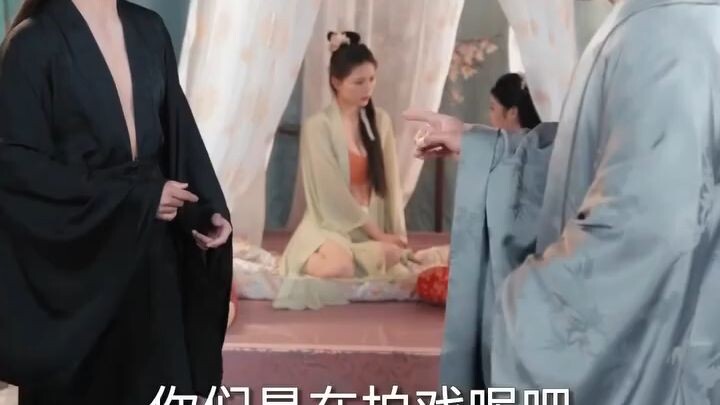 หนุ่มทะลุมิติมายุคโบราณ ก่อนปลุกระบบแว่นมองทะลุสุดโกง แต่งงานกับสาวงามทั้ง 5 คน