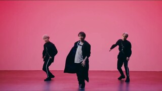 สไตล์ MV ของ Dekai อึดอัดไหม หากคุณไม่ได้เรียนเต้นจาก MV Telliga ปีที่แล้ว ปีนี้ก็สามารถเรียนต่อได้