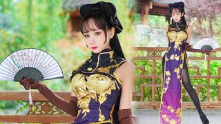 A folding fan takes you back to the black-haired cheongsam in "Hair Like Snow"