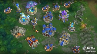 Similar to Warcraft 3:Frozen throne                   Game App:War Legends