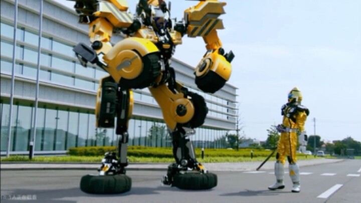 This robot is really comparable to a knight. It doesn't have a knight's name, but it is more useful 