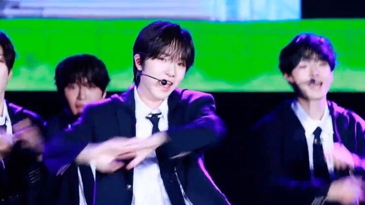 【Fujinaga Sakuya】Suit school uniform｜241003 Steady 【4K】Busan Goodnight Concert