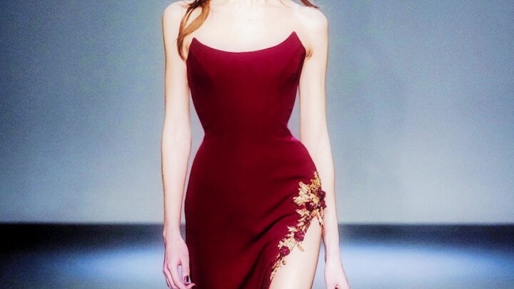 التنورة الحمراء التي تربعّت على عرش قلبي كانت في الأصل من هذا العلامة التجارية، علامة تجارية خارقة ت