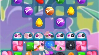 Jangan dibantu sebelum minta dibantu, gameplay candy crush