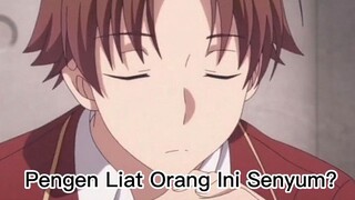 Kiyotaka Senyum???