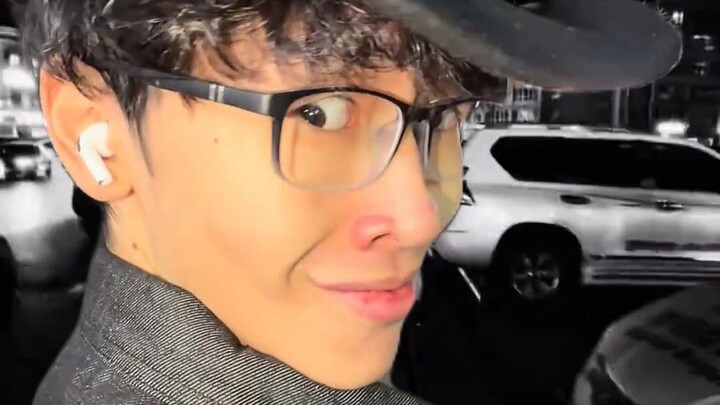 อ่า~~ ถังเจียฉีมาแล้ว