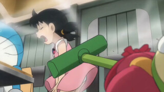 Doraemon's famous scene of Shizuka in danger (slow motion close-up