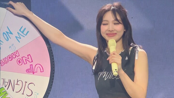 Một ngày phát cuồng vì ngắm Lin Nayeon ở Wuhu (TWICE Sydney)