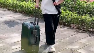 新生速速马住！三步打包法轻轻松松让行李箱容量翻倍！再也不怕行李太多一身狼狈入学了！