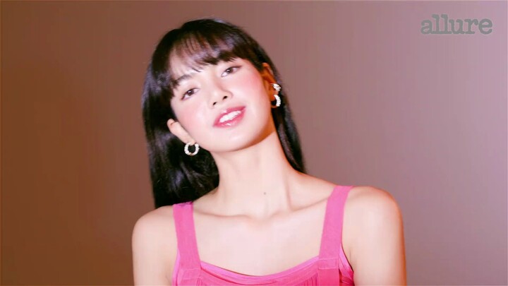 Series Lisa chụp ảnh
