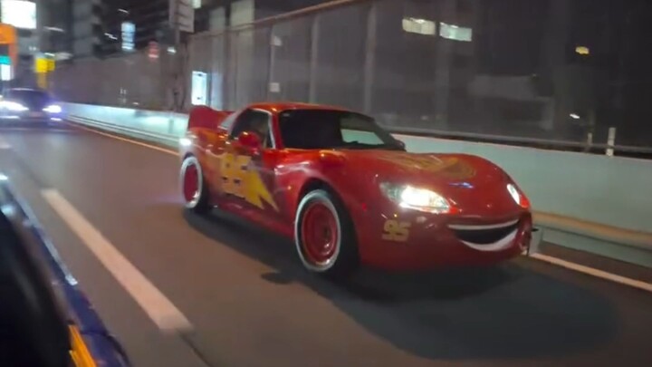 Esse carro NÃO deveria estar andando por aí!