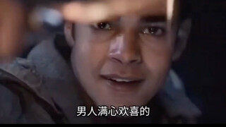 男人满心欢喜地对着空气划了一刀，没想到居然看到….