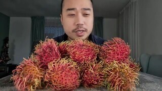 ASMR Rambutan Fruit Platter  (EATING SOUNDS) + STORYTIME: The Hardworking Malaysian Waitress💁🏻‍♀️