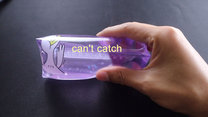 【Fun】Play with a toy named water snake you never catch