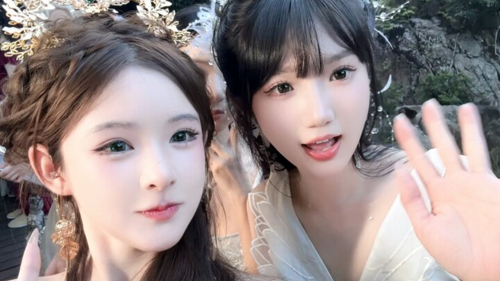Đã chuẩn bị thư tình, tặng cho ai đây? Hay là, photo mỗi người một bản đi.