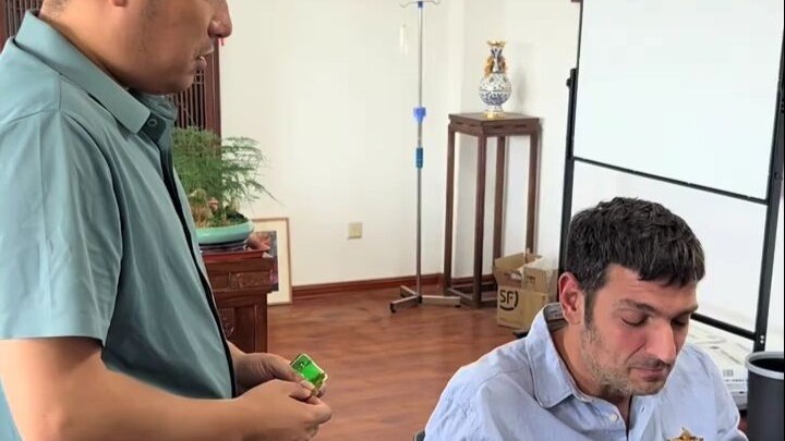 Yêu một đất nước không chỉ là nói suông trên miệng; trước hết phải hiểu văn hóa, chứ không phải xem 