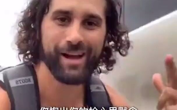 "إذا كان حقيقيًا أن 'كل واحد يحمل سلاحًا، فلا فوضى تحدث'"