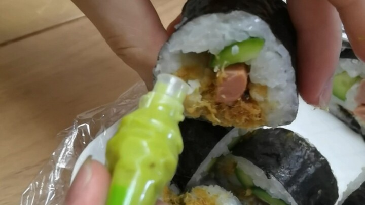 When My Little Brother Ate the Wasabi Sushi I Made