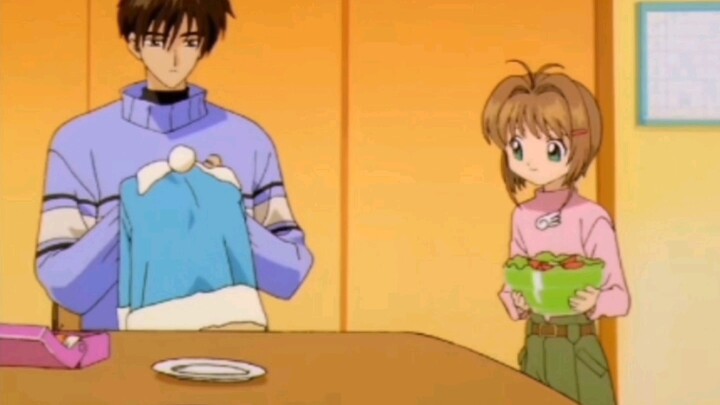 Momoe is also a total sis-obsessed dork!