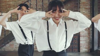 Yona, a sweet and energetic girl with a smile, choreographed IU's hit song, red high heels [a little