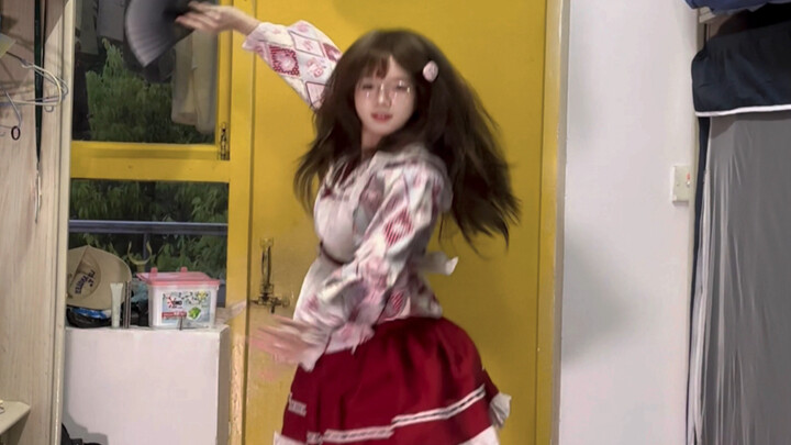 อายุ 19 ปี | เมื่อฉันเปิดเพลง [Senbonzakura] ด้วยห้องพักนักศึกษาเมื่อ 20 ปีที่แล้ว ૮₍ᵔ⤙ᵔ₎ⴰ