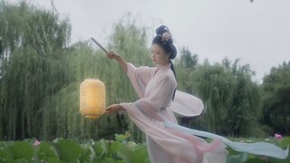 วิดีโอสไตล์โบราณ | เจ้าดั่งเซียนเหยาที่มาพร้อมดวงจันทร์ ช่วยเติมเต็มหัวใจที่ขาดหายไปในโลกมนุษย์