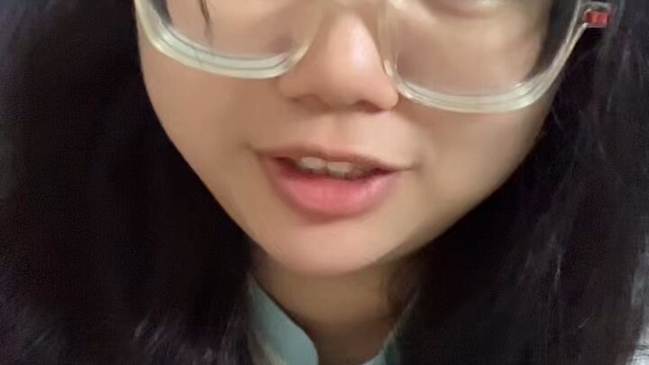 So Why eveyone wish girls forever 18？