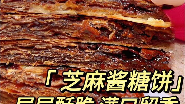 Who can understand the joy of this sesame-sauce sugar pancake! The crust is golden and crispy, and t