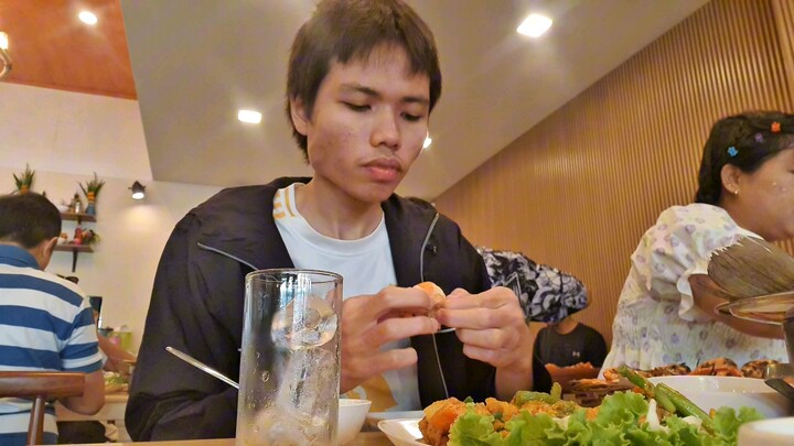 สนุกสนานวันวานอยู่สถานีกุ้ง