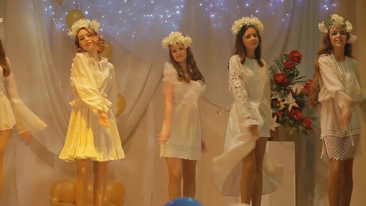 Russian Girl Dance