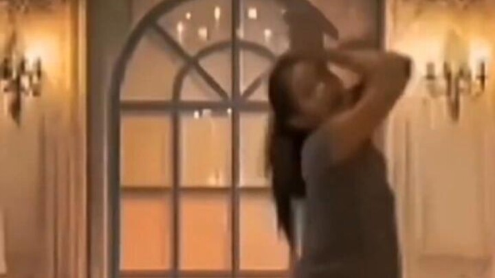 Quá thoải mái và nhẹ nhàng! Xem Jennie nhảy thực sự là một niềm vui!