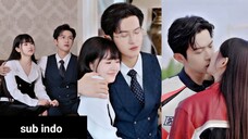 Kakak hancurkan karierku dan pacarku Baik! Aku nikahi ayahnya yang CEO!