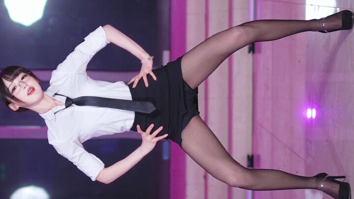 أعلى وأسفل (UP&DOWN) — EXID 4K شاشة كاملة تقريب جزء رئيسي إبطاء الإطار الرئيسي قفل الإطار الرئيسي تم