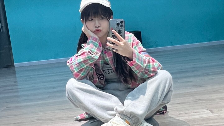 ห้องซ้อมแรกของเสี่ยวไหลในปี 2023!