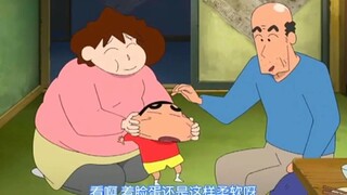 When the old Hiroshi Meiya saw the five-year-old Xiaoxin again, she showed a loving expression