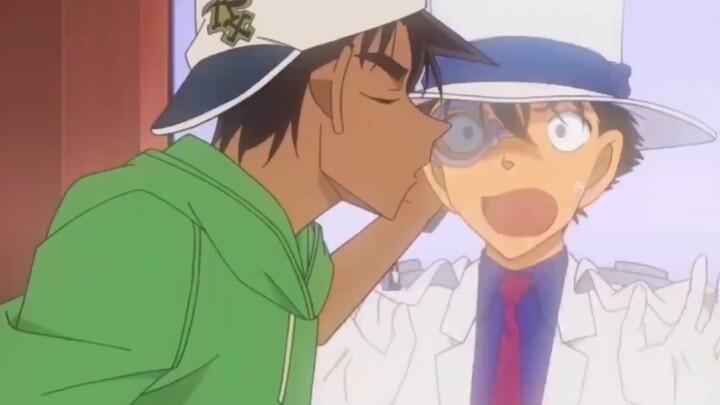 Heiji KISS Kid omgggg 😱 💋