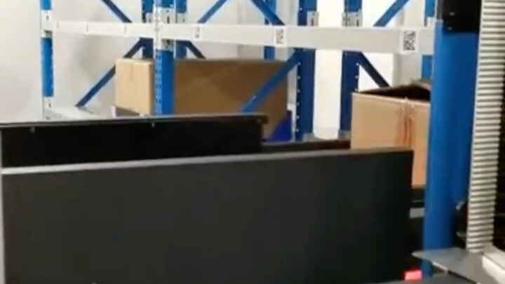 Loại robot hộp vật liệu của Mục Tinh Trí Năng có thể triển khai kho vận tự động mà gần như không cần