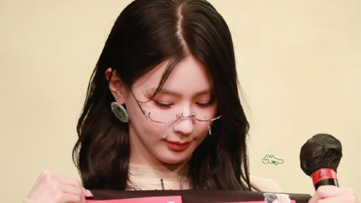 You know what “five colors and one” means?