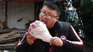 [Makanan]|Paha Kambing Dibakar Pakai Arang, Wangi...