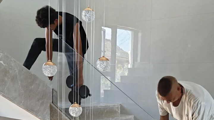 Berbagi Proses Pemasangan Tangga Kekinian