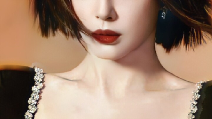 «وحدها هذه المرأة التي تستطيع الغوص في البحر وسرقة القبور هي من تجعلني أقف في الطابور حتى فرنسا»