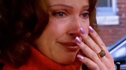 كل يوم تشعر أمك بالفخر بك.