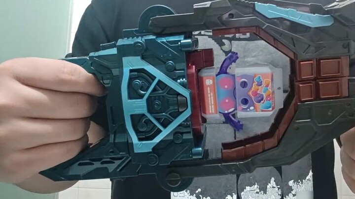 Malam itu ~ Valen dan BAKE Magnum sama-sama mabuk ~ Kamen Rider Valen asam He Pei Ke BAKE berubah me